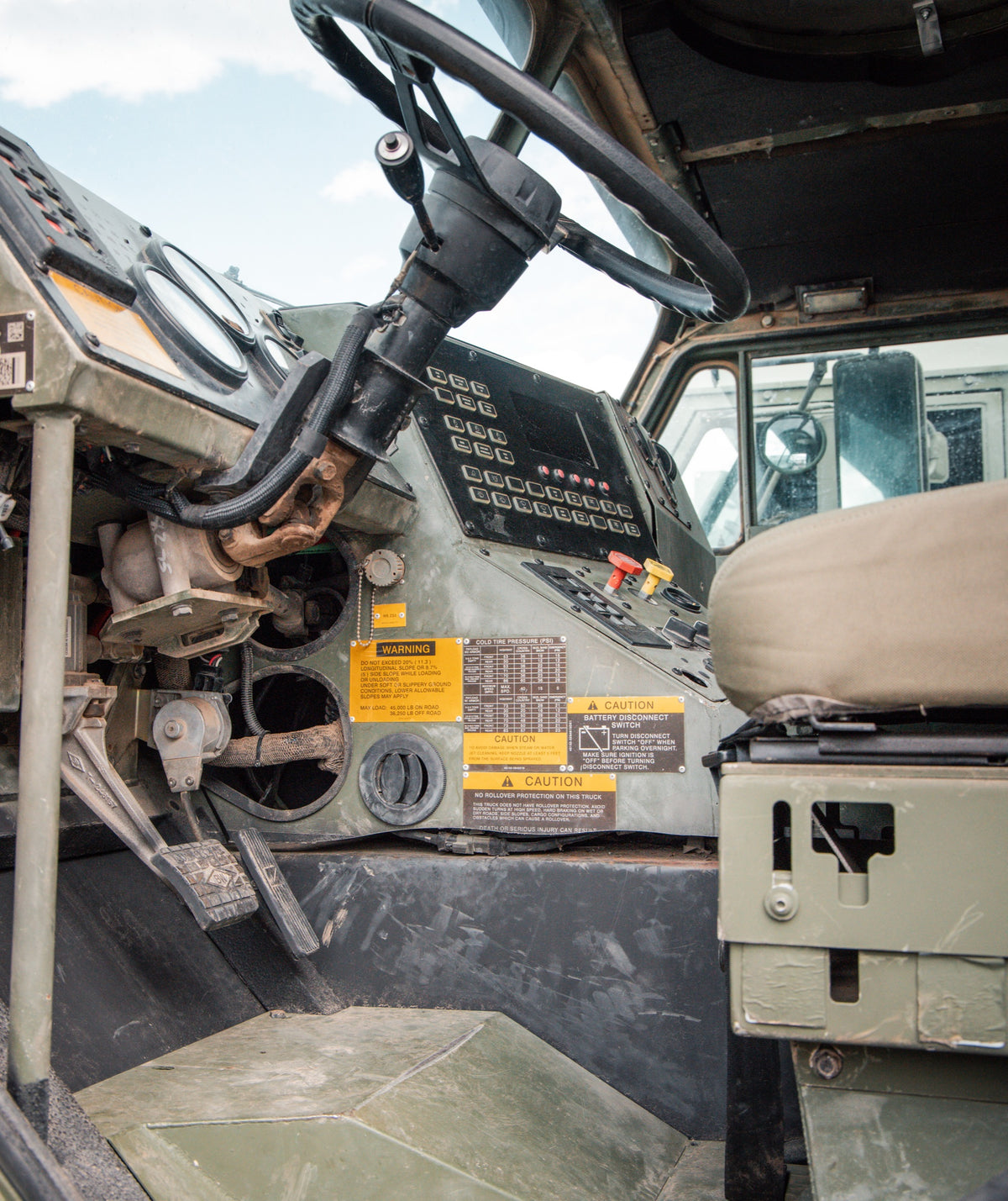 Oshkosh LVSR 10x10 (2) - 3