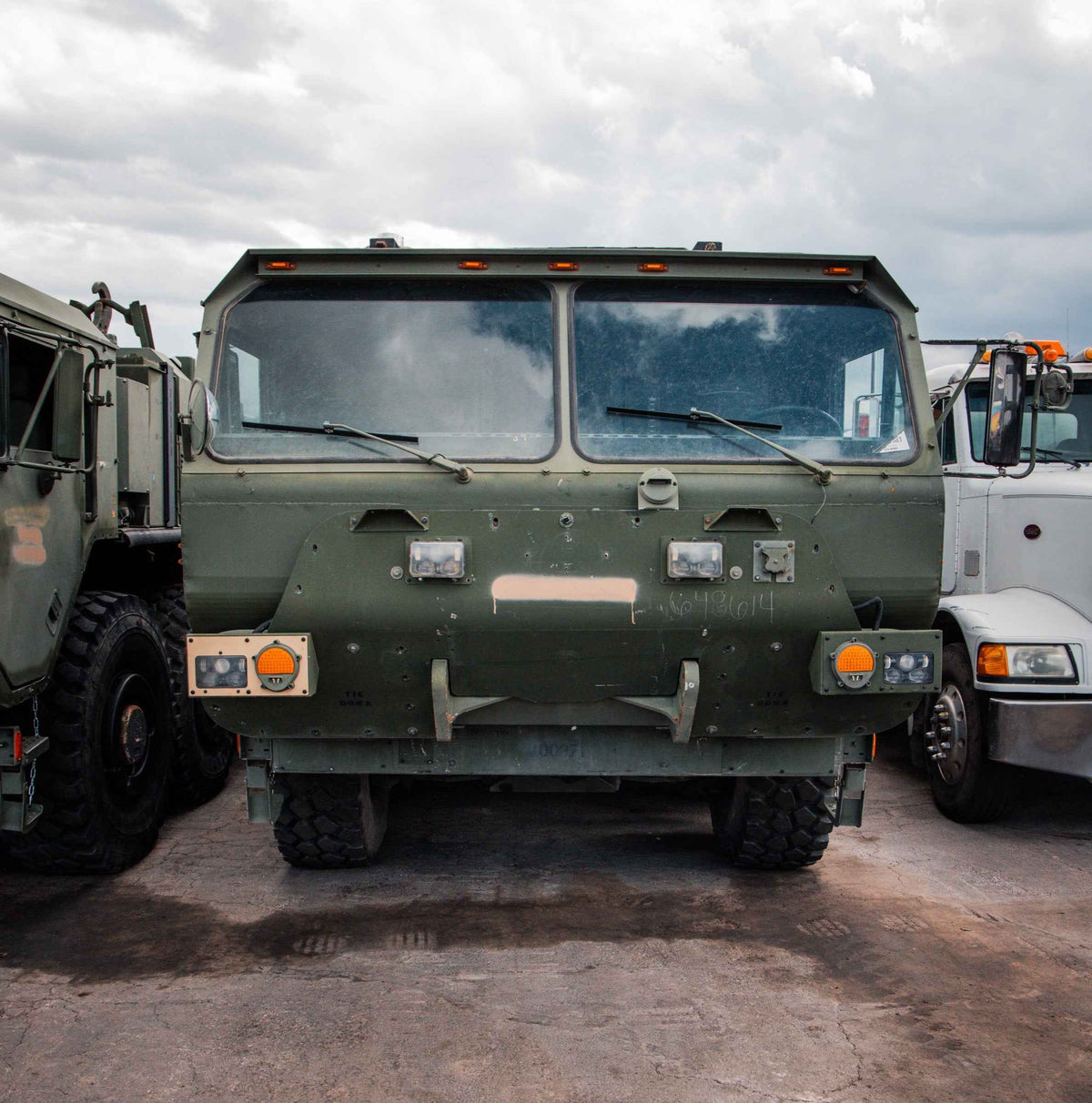 Oshkosh LVSR 10x10 (2)