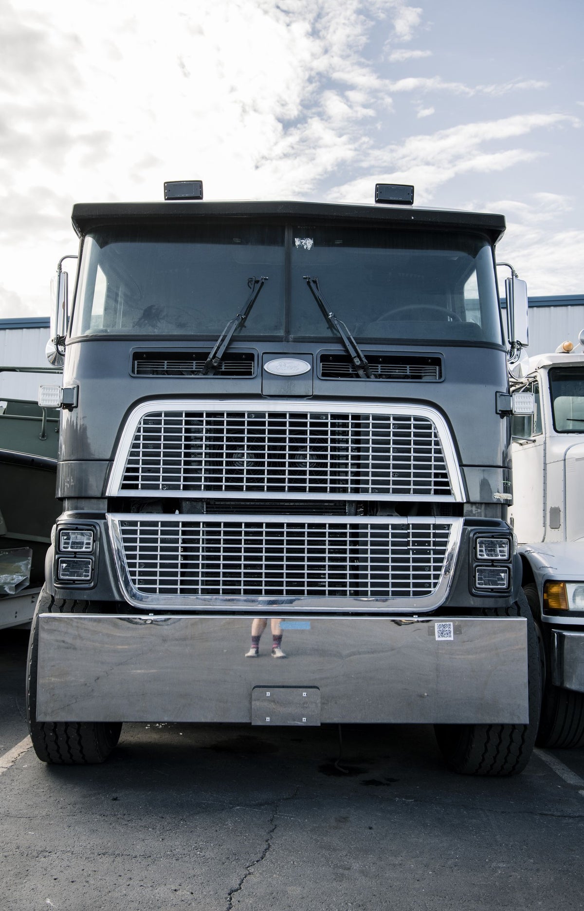 1988 Ford CL9000 Cabover - 17