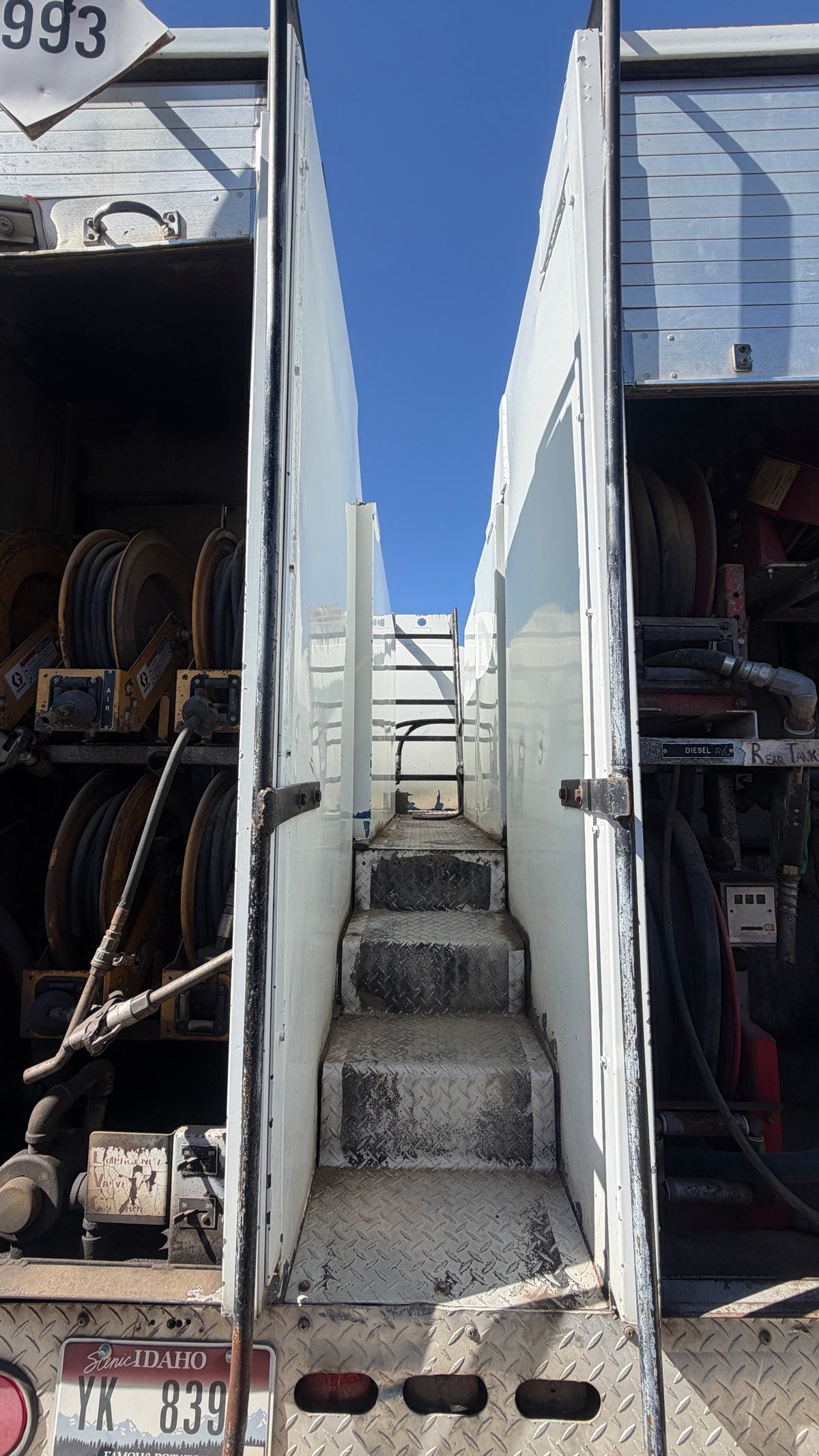 Peterbilt Fuel Truck - 7