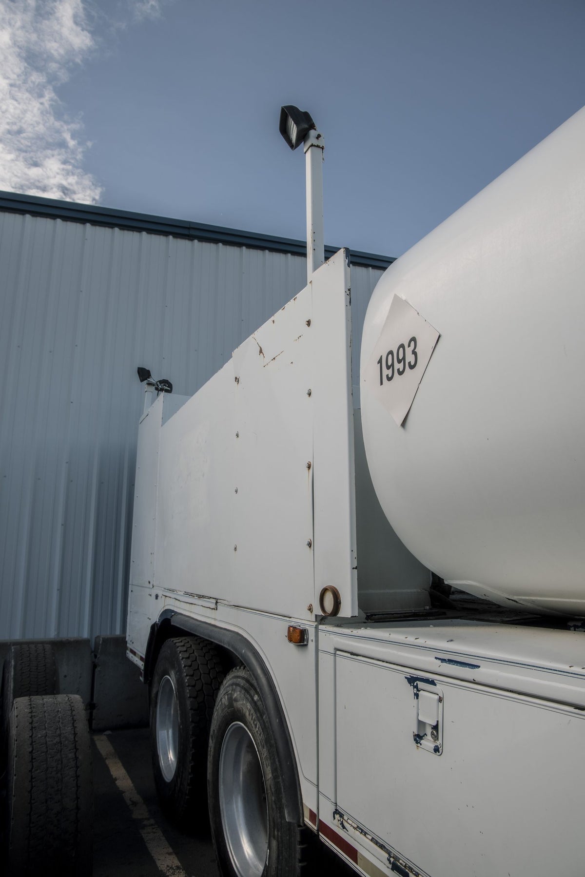 Peterbilt Fuel Truck - 16