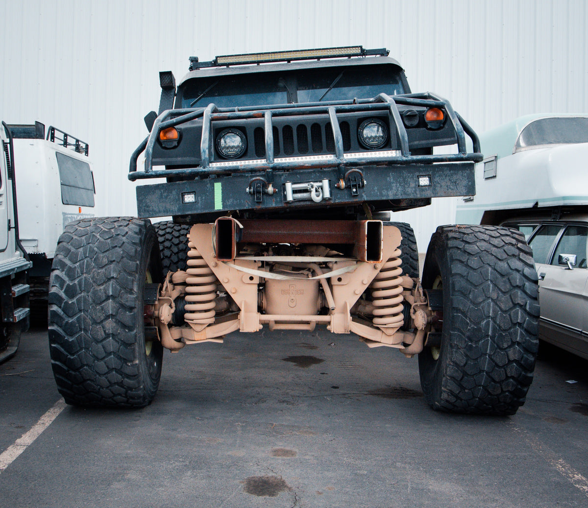 Humvee 6x6 Biggest Wrecker - 2