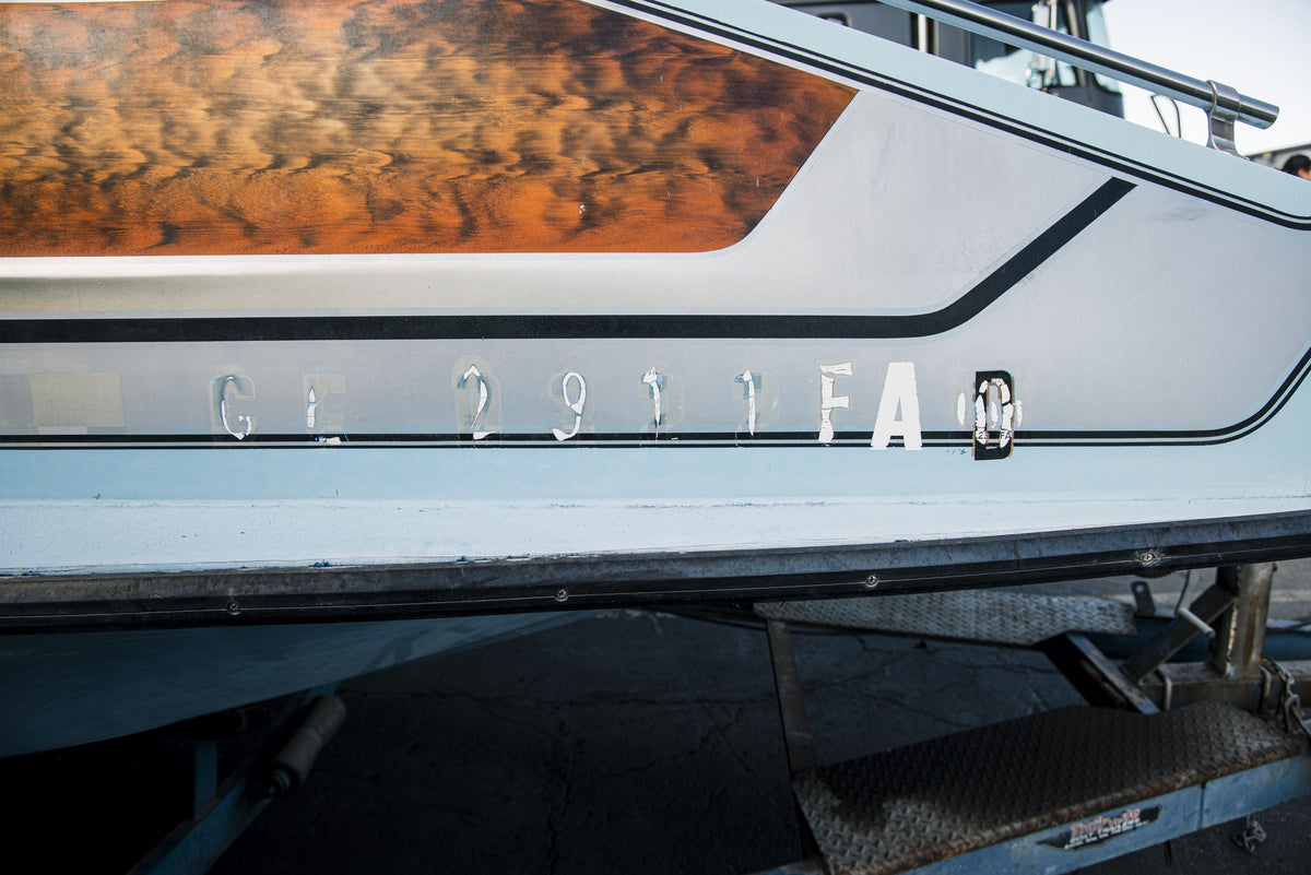 Van Boat - 18