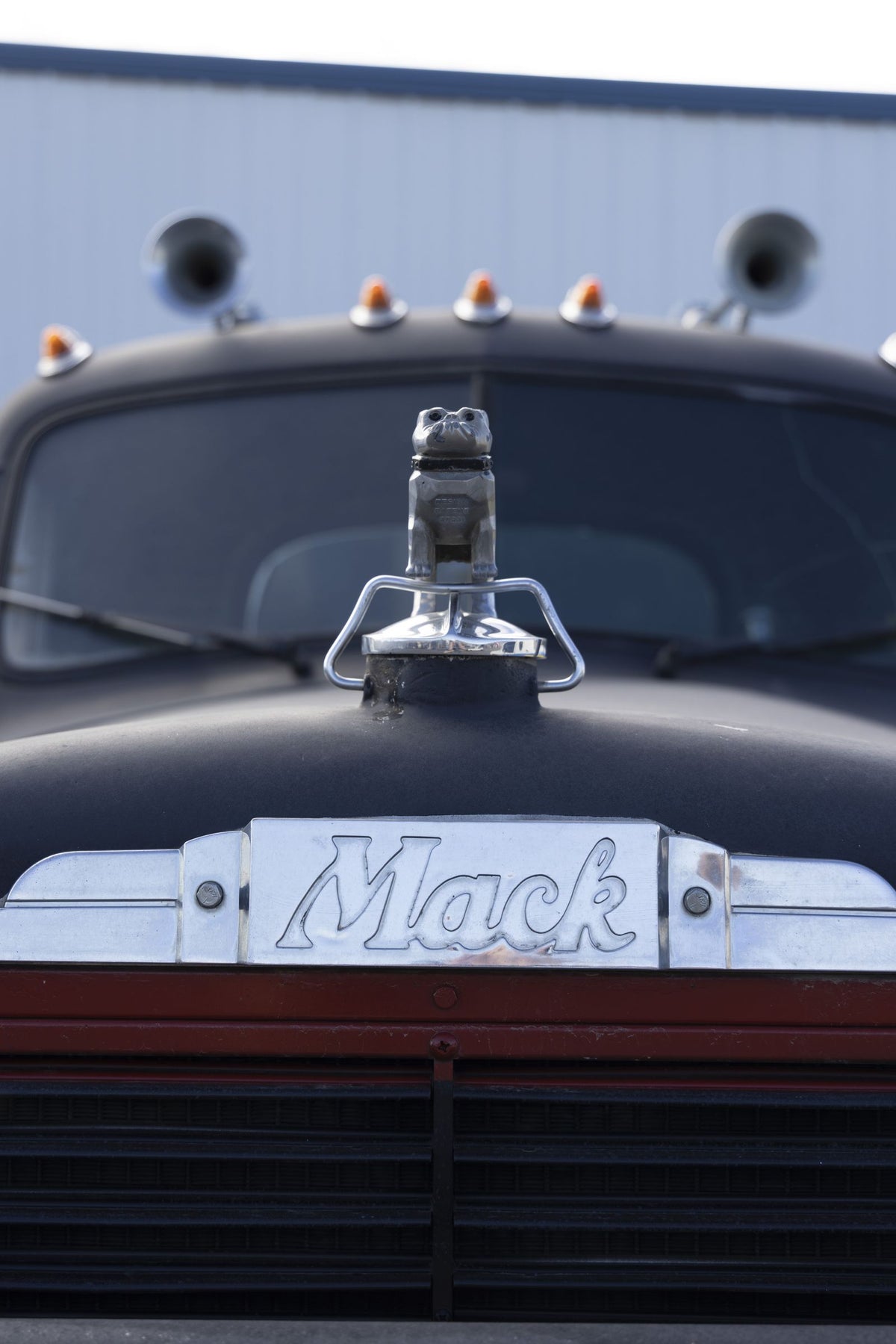 1962 Mack B73 - 10