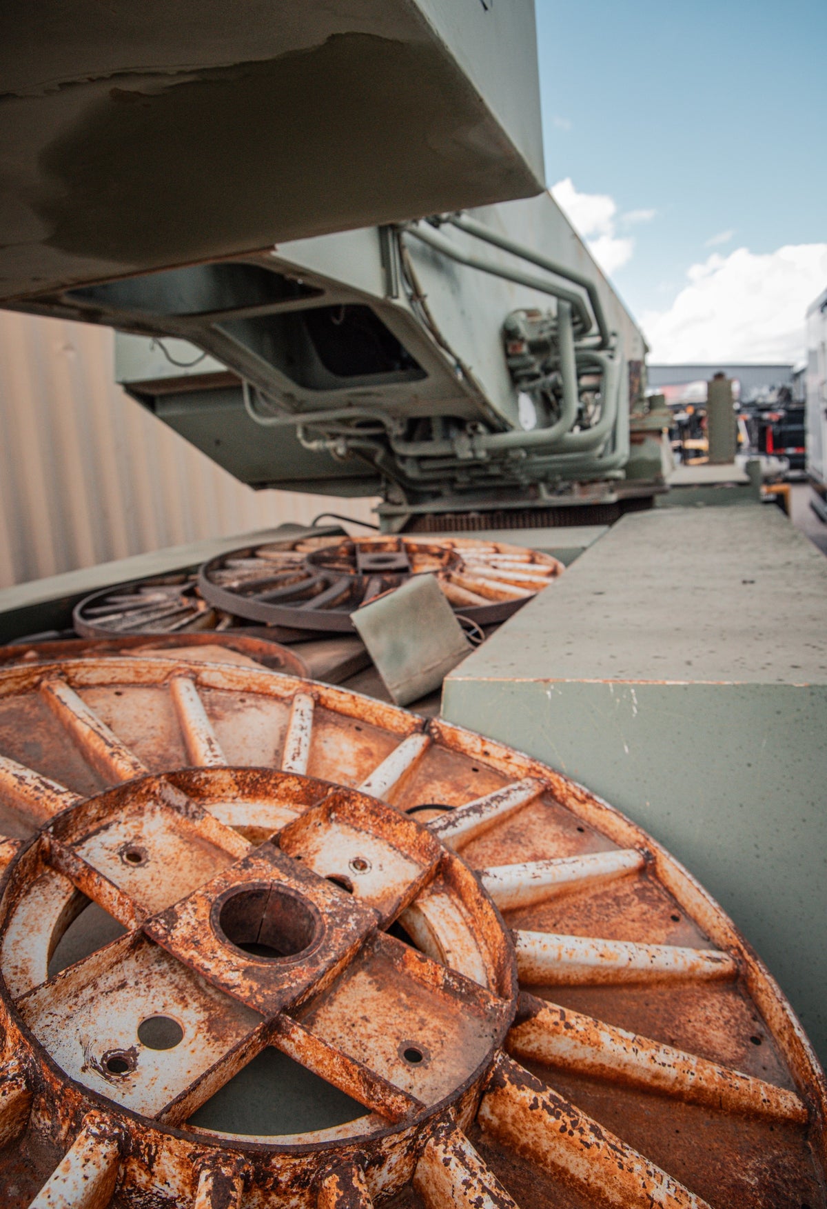 Military Crane - 3