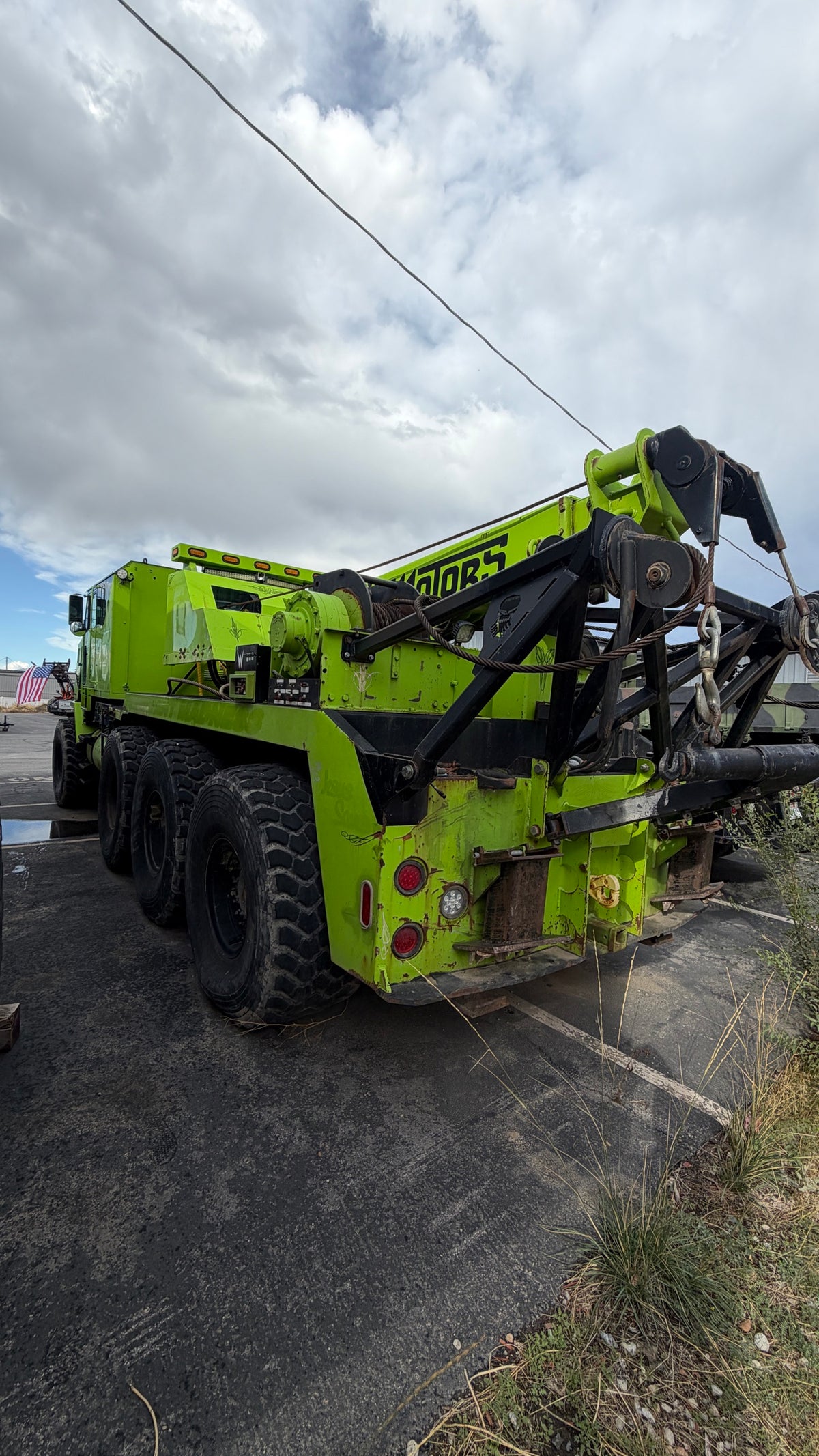 M1070 HET Wrecker 30 Ton 8x8 - 3