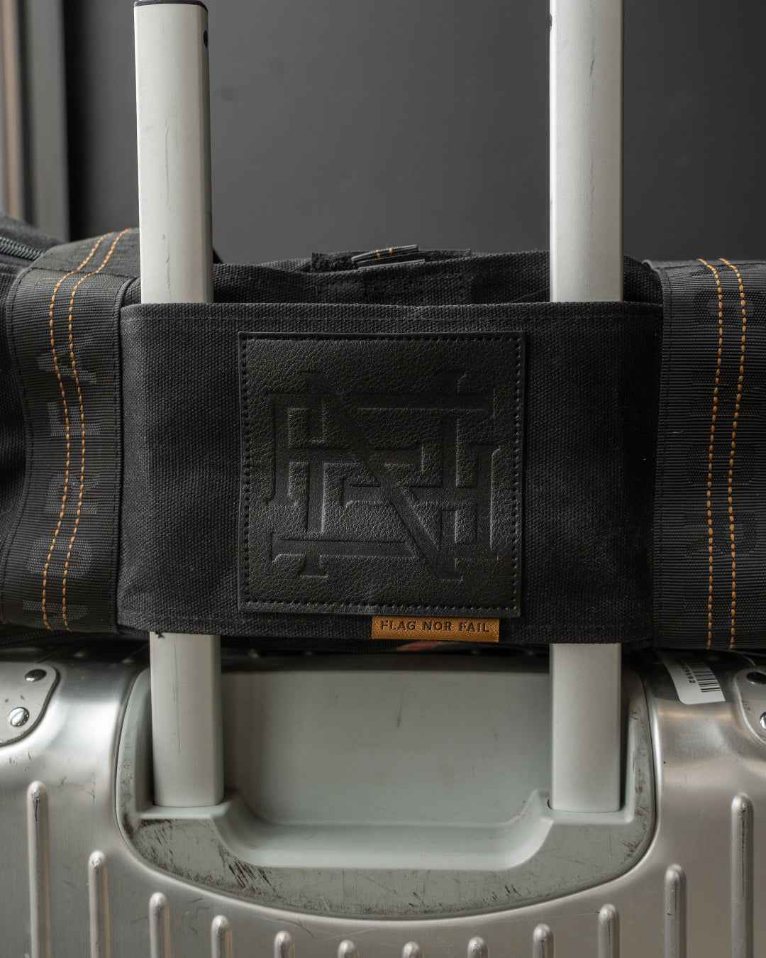 DUFFLE BAG - CANVAS