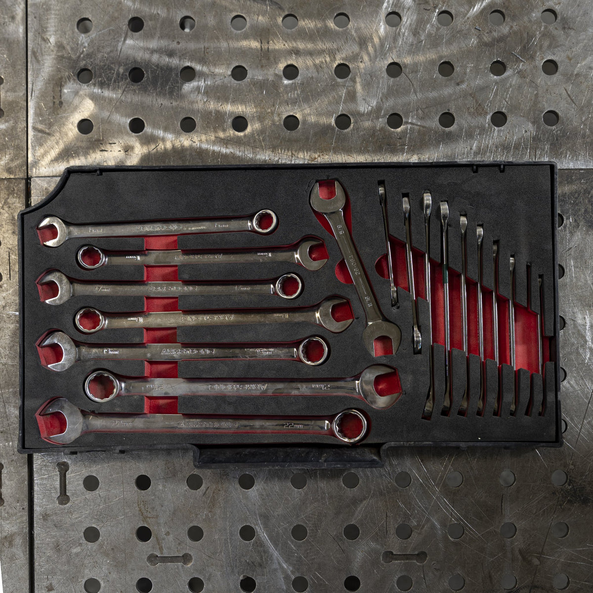 Tool tray with combination wrenches